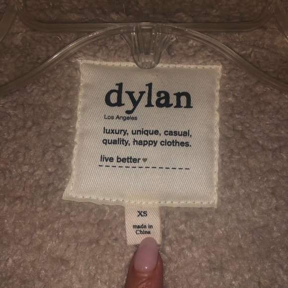 NWOT- faux suede & Sherpa vest - Picture 5 of 5